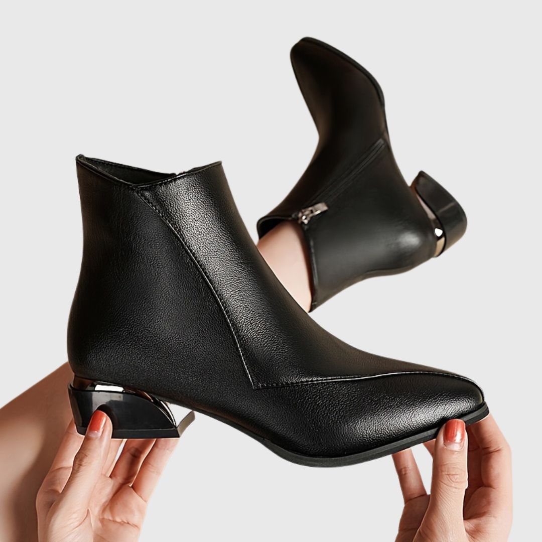 Kaena - Elegant Ankle Boots
