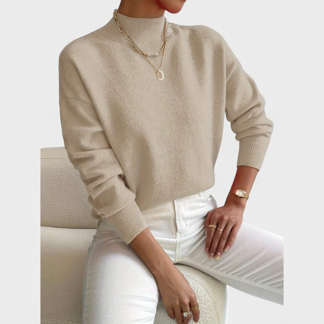 Star - Pullover with Collar